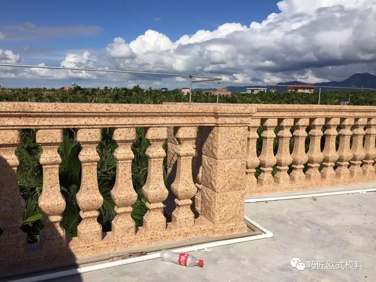 現(xiàn)澆水泥陽臺(tái)護(hù)欄/圍欄模具，ABS工程塑料，附施工案例