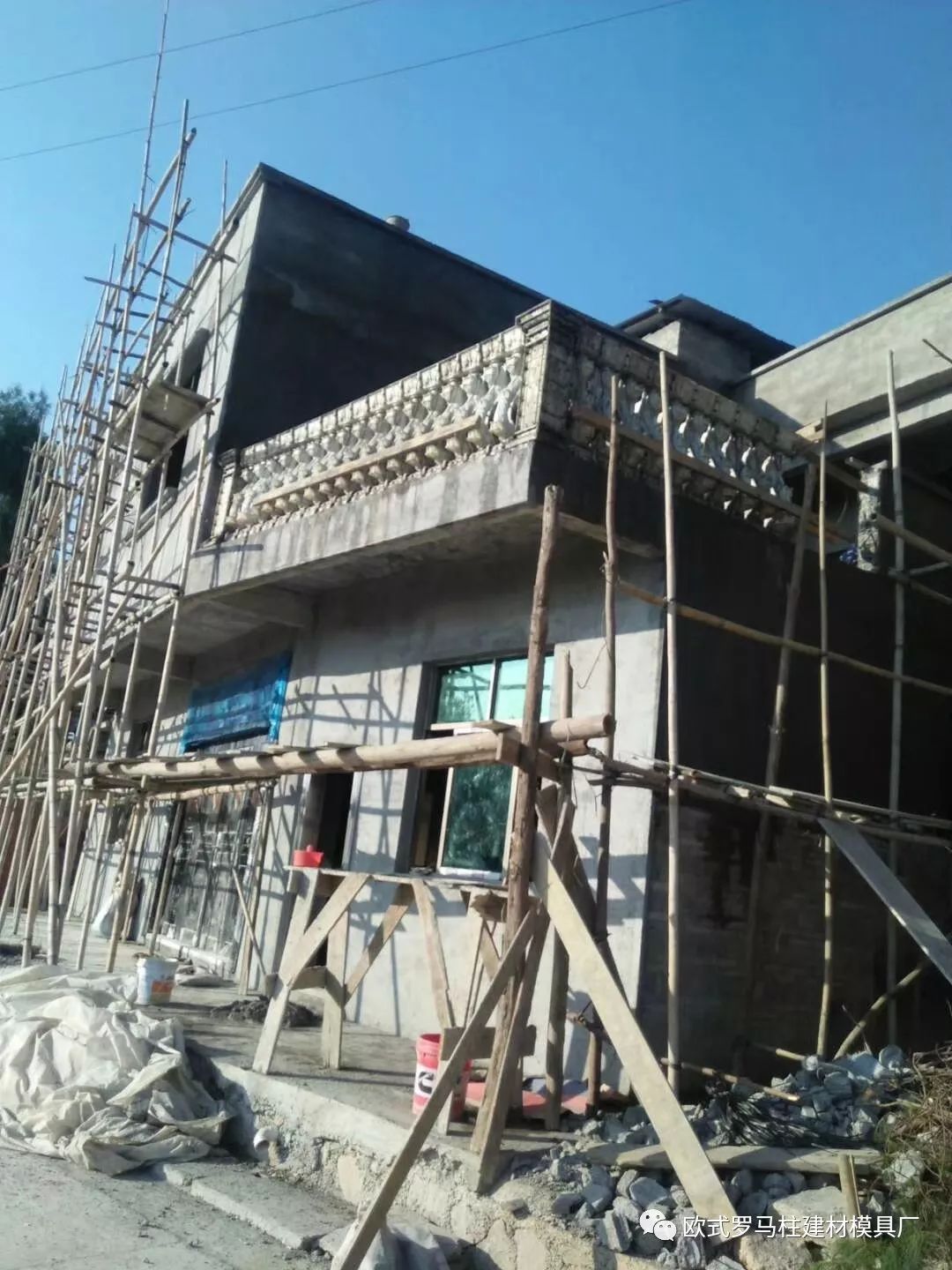 水泥藝術(shù)圍欄模具越來越流行，給城市和農(nóng)村增添色彩