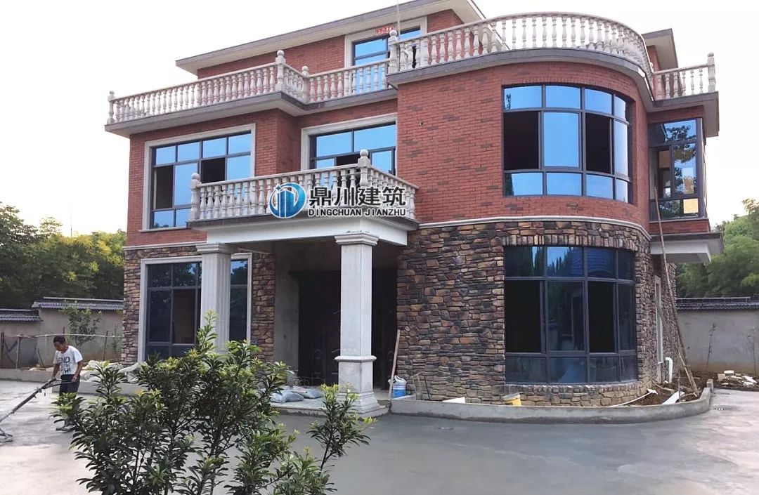 農(nóng)村自建房羅馬柱怎么做？GRC水泥預(yù)制、模板現(xiàn)澆羅馬柱