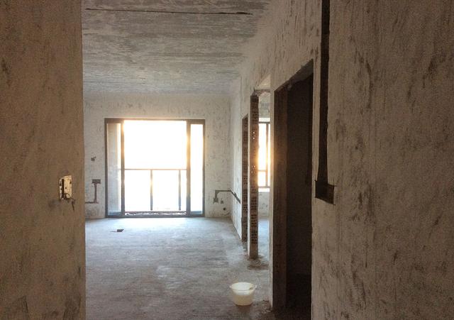 從毛坯房到新房入住裝修花了15萬，裝修花了3個(gè)月的時(shí)間，分享這次的裝修歷程