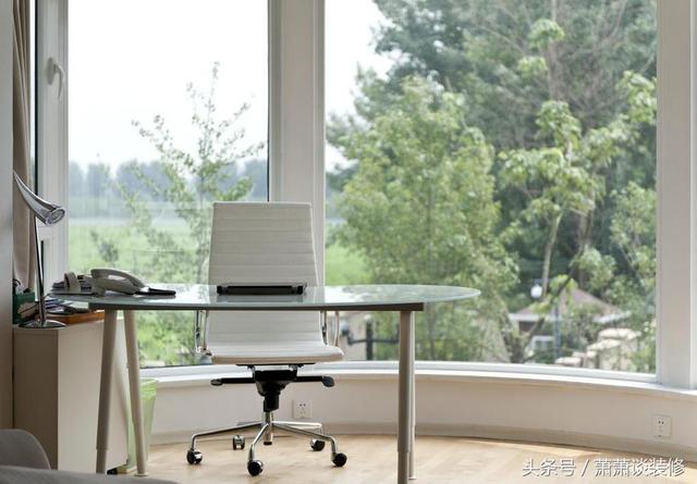 270平方米現(xiàn)代風(fēng)格別墅，簡潔舒適的奢華豪宅。