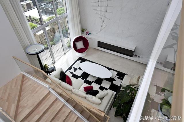 270平方米現(xiàn)代風(fēng)格別墅，簡潔舒適的奢華豪宅。