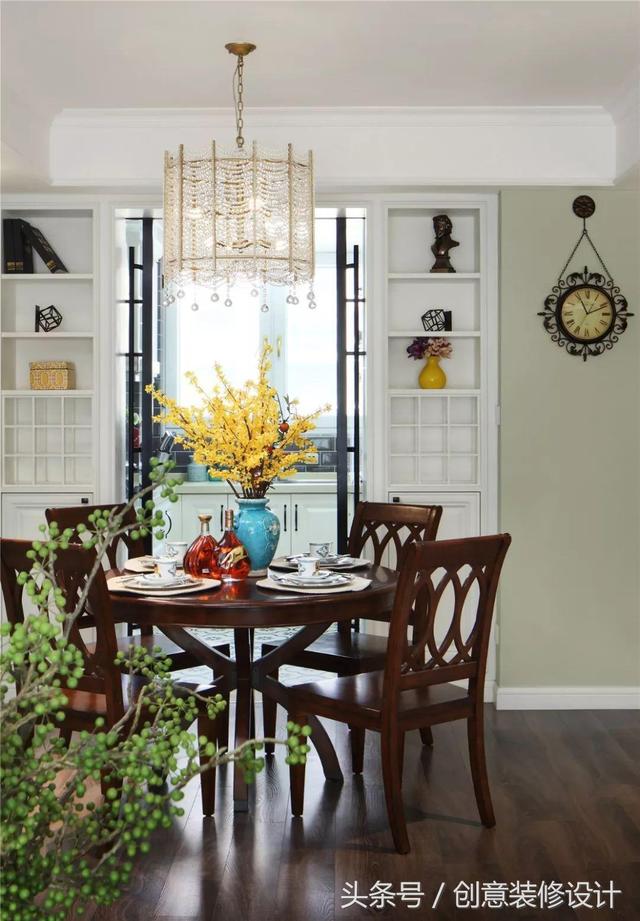 110㎡美式小三居用了32萬裝修，爸媽最滿意老人房的設(shè)計(jì)！