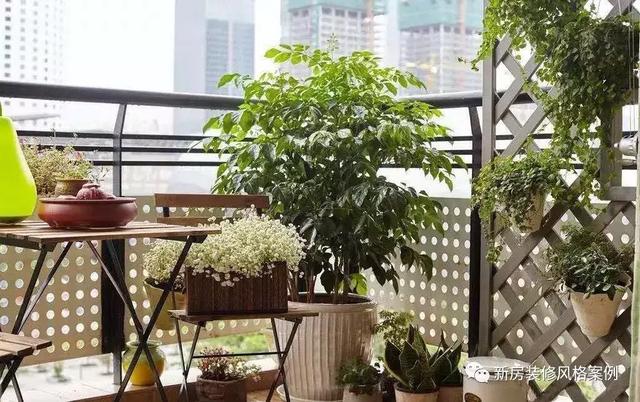 130平三室新房用了10萬裝修簡(jiǎn)約風(fēng)，電視柜與鋼琴融為一體，美觀實(shí)用！