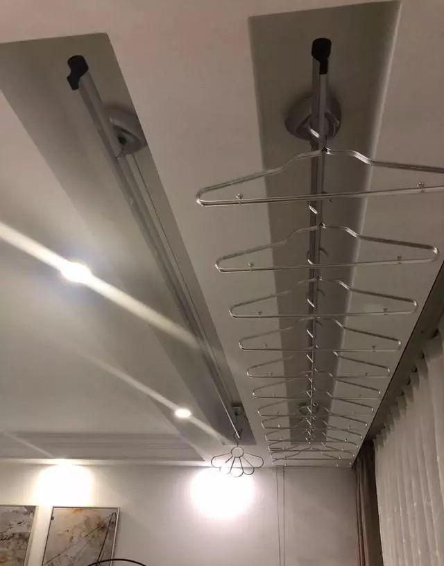 偏美式風(fēng)格裝修，裝修4個多月，最滿意客廳裝修，榻榻米美觀又實(shí)用