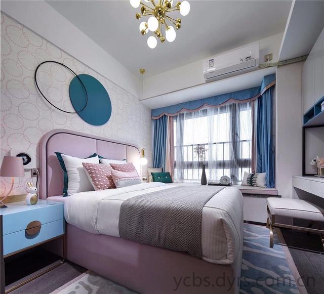 為大家分享的一套的很完美的現(xiàn)代簡約風(fēng)格裝修方案。