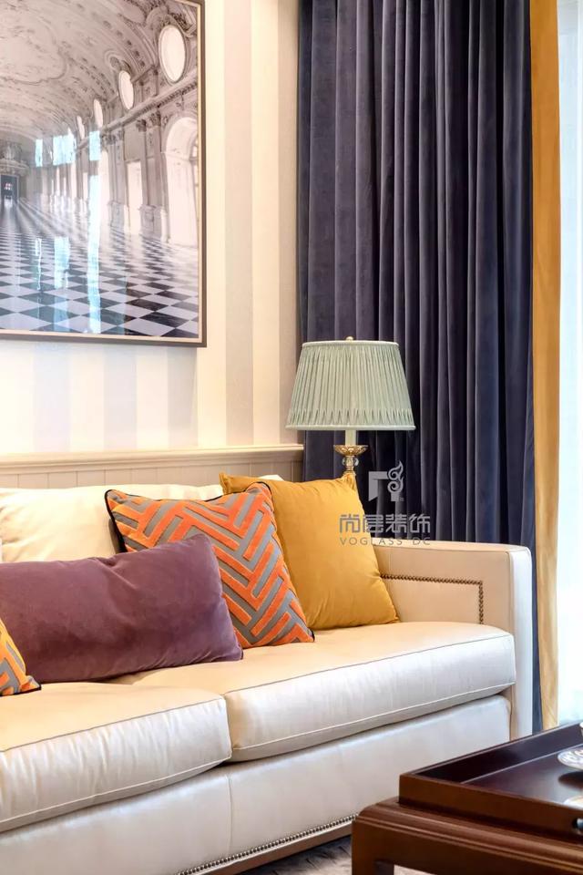 290平復(fù)式別墅實(shí)景設(shè)計(jì)：世界之遠(yuǎn)，其實(shí)不過是晝夜、廚房與愛