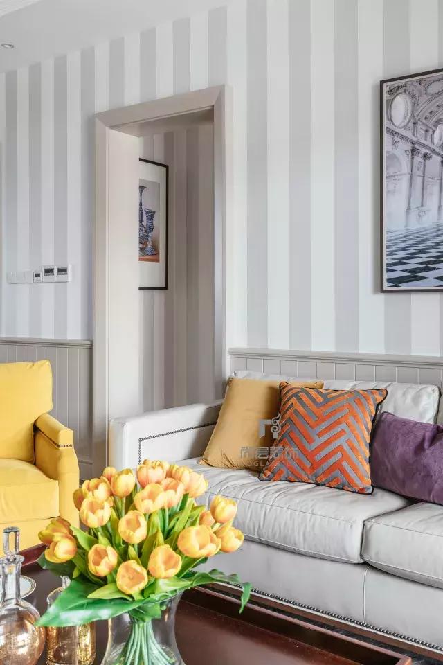 290平復(fù)式別墅實(shí)景設(shè)計(jì)：世界之遠(yuǎn)，其實(shí)不過是晝夜、廚房與愛