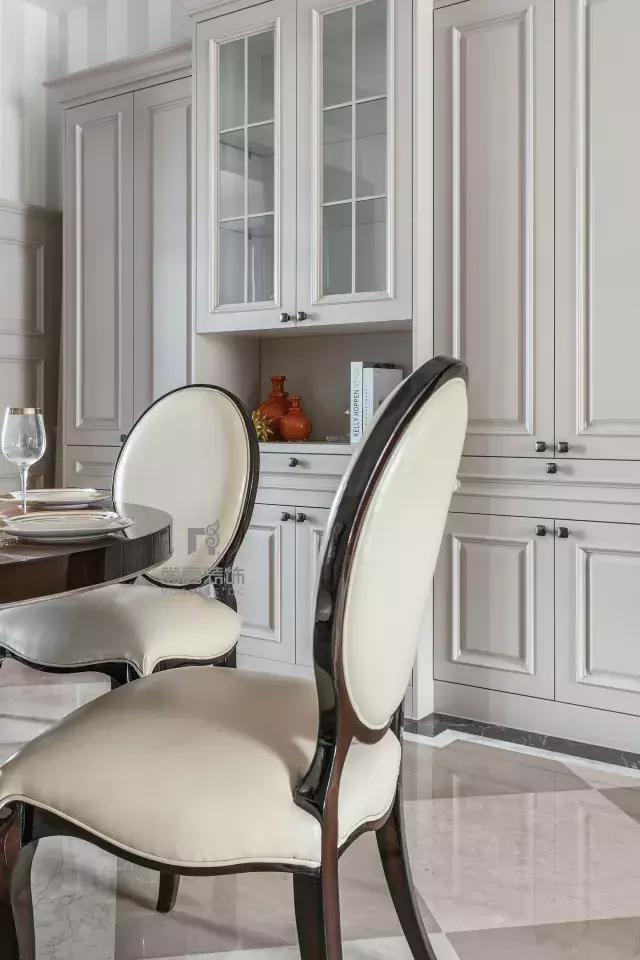 290平復(fù)式別墅實(shí)景設(shè)計(jì)：世界之遠(yuǎn)，其實(shí)不過是晝夜、廚房與愛