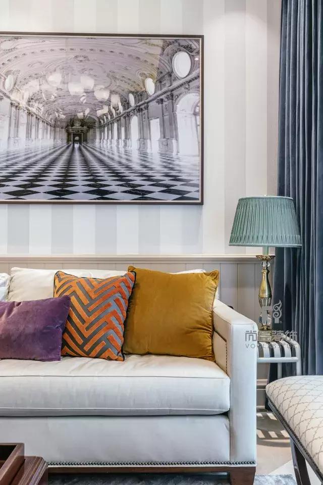 290平復(fù)式別墅實(shí)景設(shè)計(jì)：世界之遠(yuǎn)，其實(shí)不過是晝夜、廚房與愛