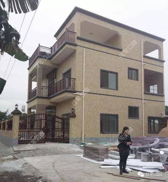 曬家丨回鄉(xiāng)蓋別墅，80歲母親全程監(jiān)工，60萬建成引來全鄉(xiāng)觀摩！