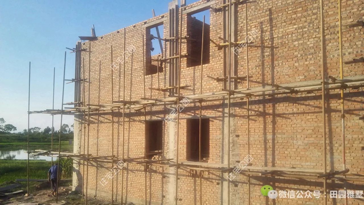 明星戶型神還原，37萬不僅路修好房建成，還把裝修化糞池也搞定了？丨施工隊(duì)作品展