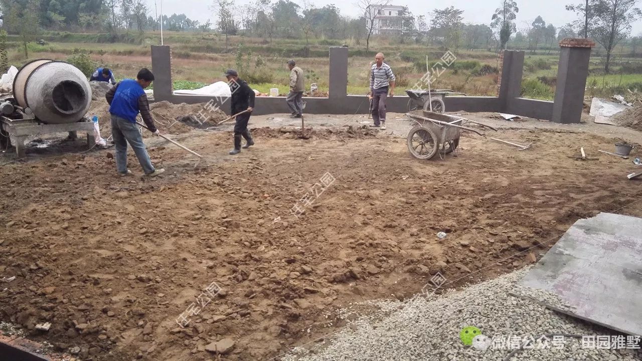 明星戶型神還原，37萬不僅路修好房建成，還把裝修化糞池也搞定了？丨施工隊(duì)作品展