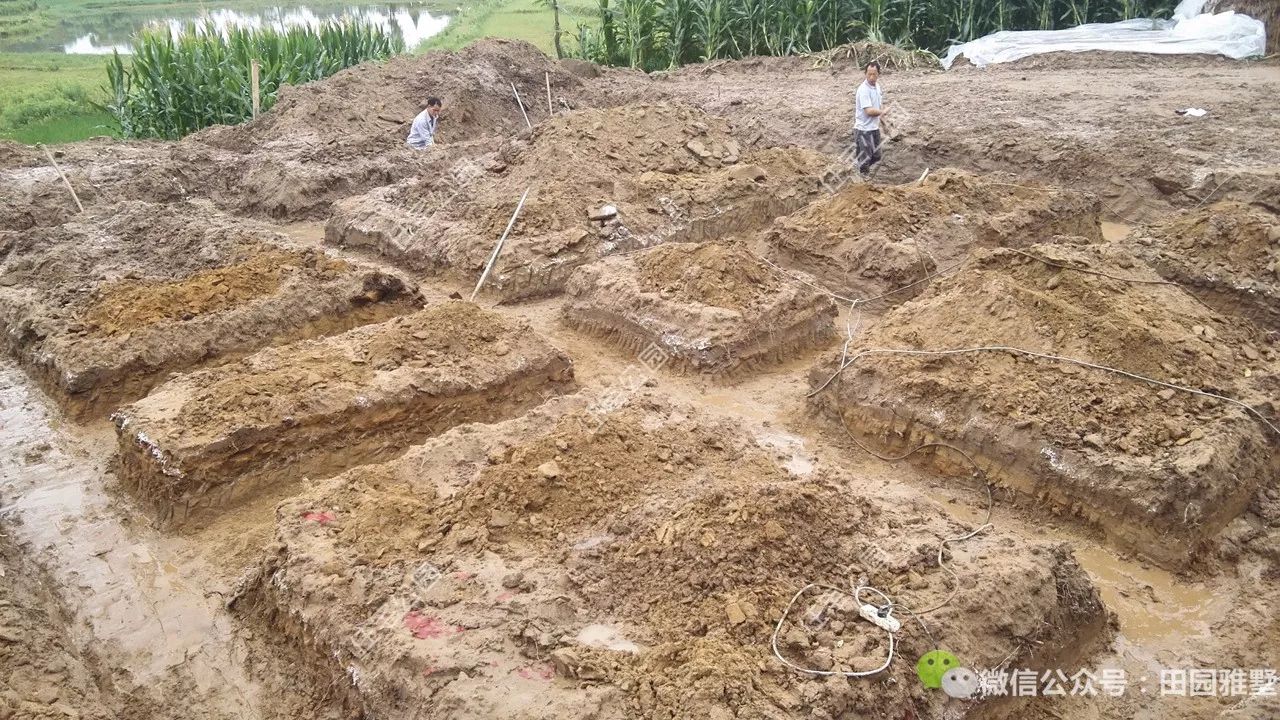 明星戶型神還原，37萬不僅路修好房建成，還把裝修化糞池也搞定了？丨施工隊(duì)作品展