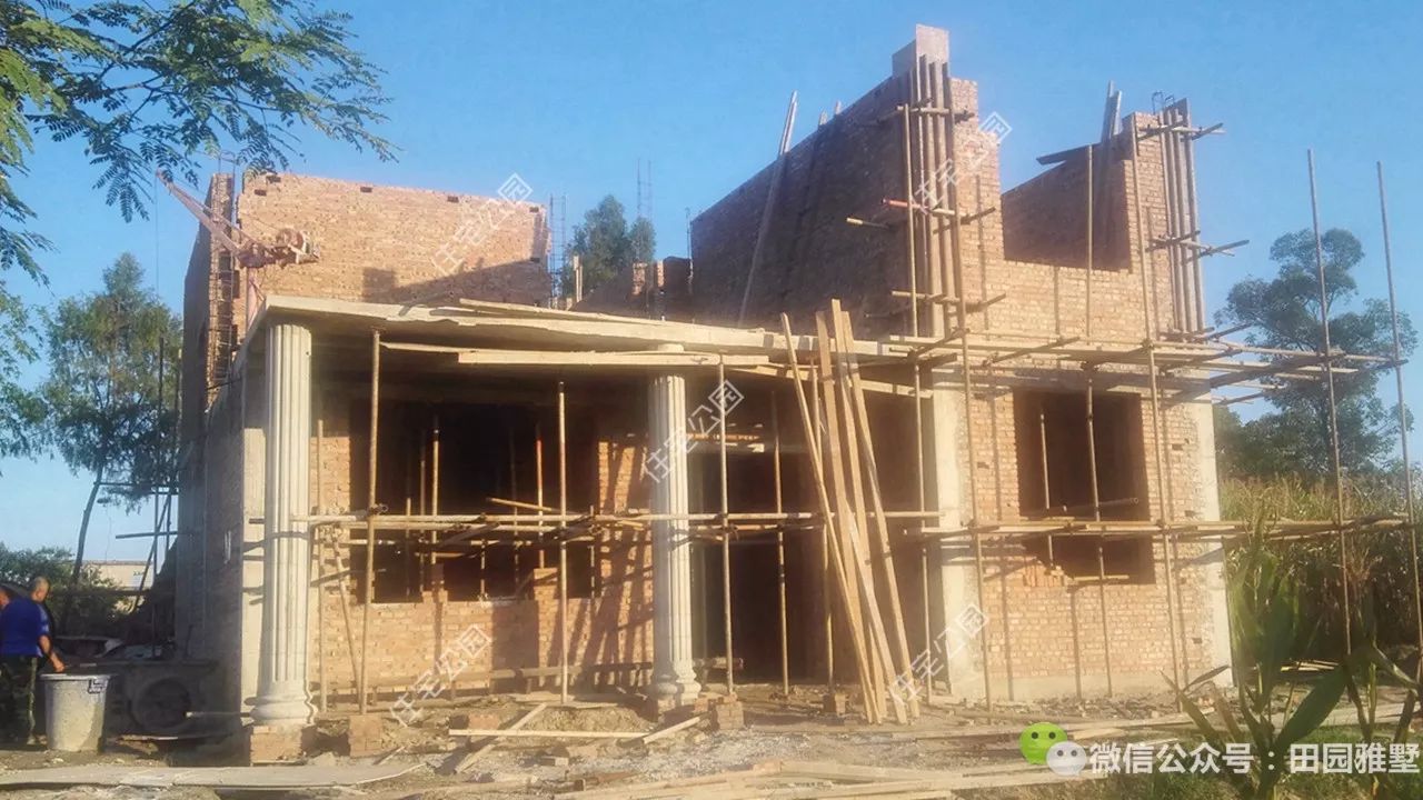 明星戶型神還原，37萬不僅路修好房建成，還把裝修化糞池也搞定了？丨施工隊(duì)作品展