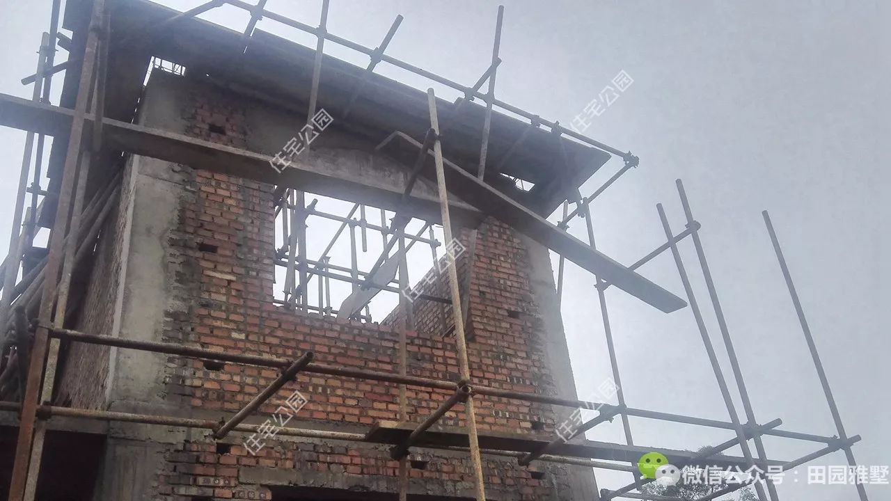 明星戶型神還原，37萬不僅路修好房建成，還把裝修化糞池也搞定了？丨施工隊(duì)作品展