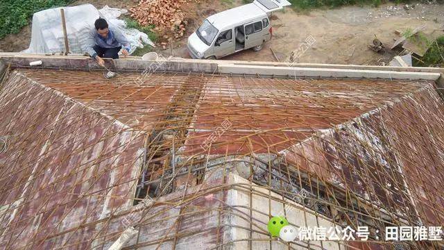 明星戶型神還原，37萬不僅路修好房建成，還把裝修化糞池也搞定了？丨施工隊(duì)作品展