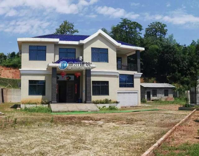 5套農(nóng)村小別墅效果圖和實(shí)拍圖的對(duì)比，第1套100%還原效果圖，第3套造價(jià)才25萬(wàn)