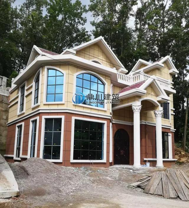 5套農(nóng)村小別墅效果圖和實(shí)拍圖的對(duì)比，第1套100%還原效果圖，第3套造價(jià)才25萬(wàn)