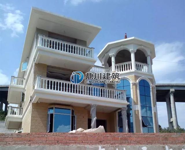 5套農(nóng)村小別墅效果圖和實(shí)拍圖的對(duì)比，第1套100%還原效果圖，第3套造價(jià)才25萬(wàn)