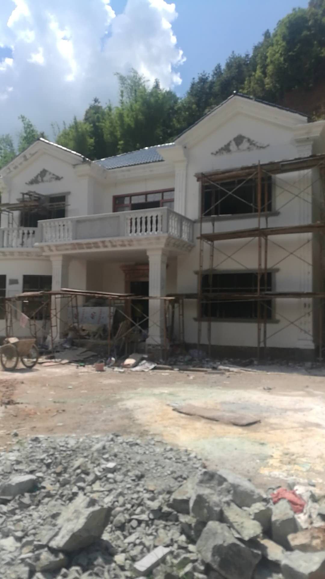 40萬為父母打造實(shí)用農(nóng)村二層樓房圖片，含實(shí)拍圖與施工圖！