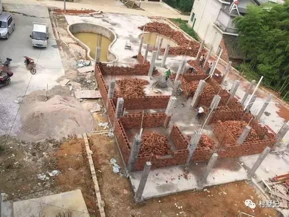 農(nóng)村自建三層別墅設(shè)計圖，戶型合理，居住舒適，讓你有一套屬于自己的房子