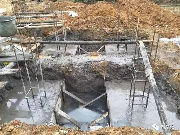 農(nóng)村自建三層別墅設(shè)計圖，戶型合理，居住舒適，讓你有一套屬于自己的房子