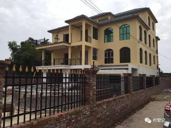 農(nóng)村自建三層別墅設(shè)計圖，戶型合理，居住舒適，讓你有一套屬于自己的房子