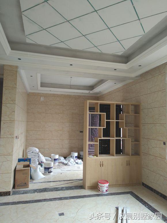 自建三層別墅，附平面設計圖，造價30萬左右，12X9.3米有露臺和院子