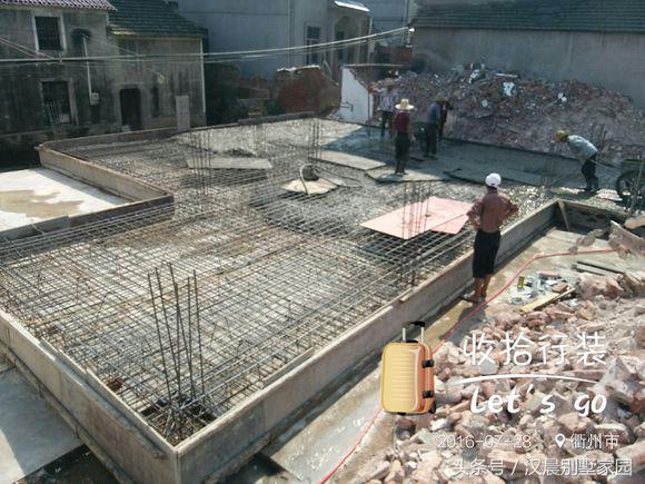 自建三層別墅，附平面設計圖，造價30萬左右，12X9.3米有露臺和院子