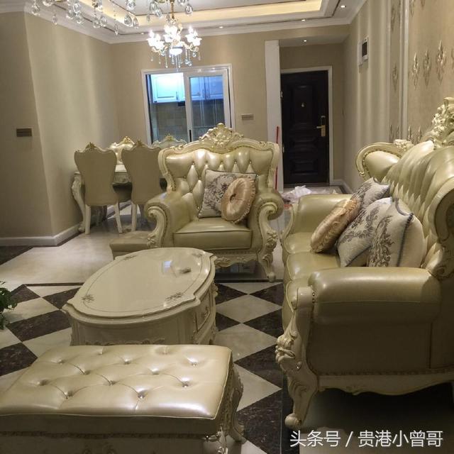 新房花了20萬請表哥裝修完工，全屋真漂亮，電視墻特別搶眼！