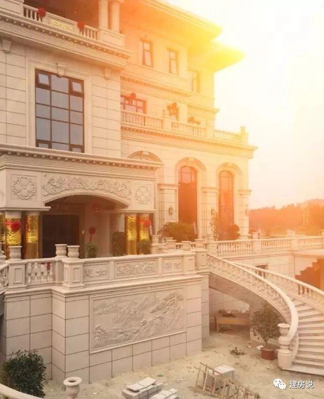 3款三層豪華歐式別墅，帶酒窖和電梯，高端大氣上檔次！