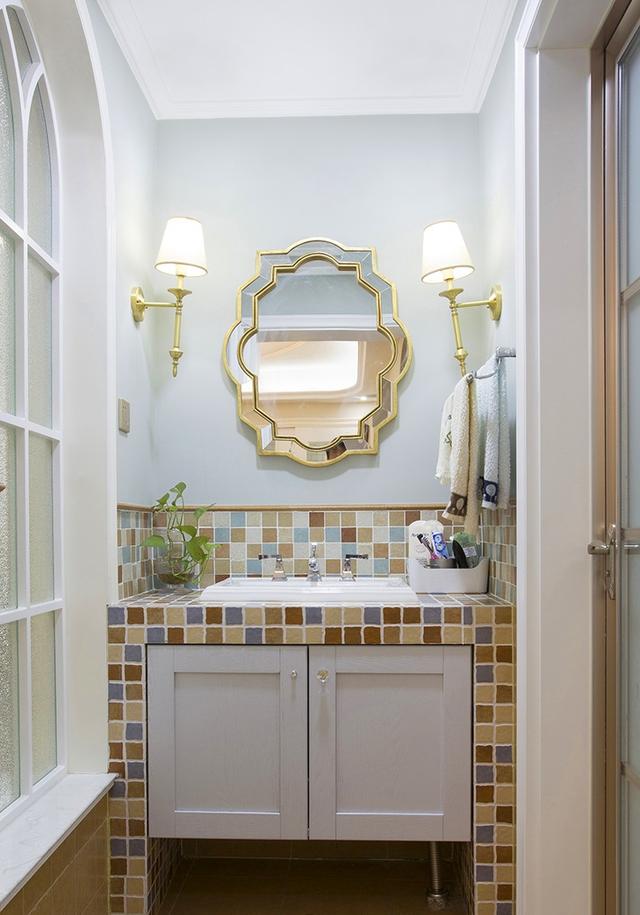 200平美式風(fēng)格裝修，特別喜歡家里的后花園，可以享受花開的好時(shí)光。