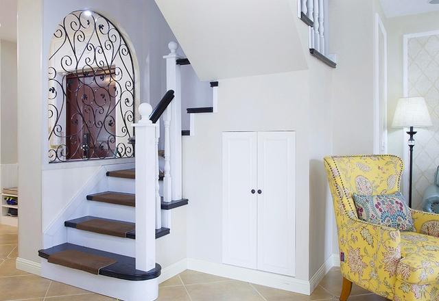 200平美式風(fēng)格裝修，特別喜歡家里的后花園，可以享受花開的好時(shí)光。