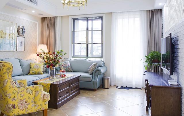 200平美式風(fēng)格裝修，特別喜歡家里的后花園，可以享受花開的好時(shí)光。