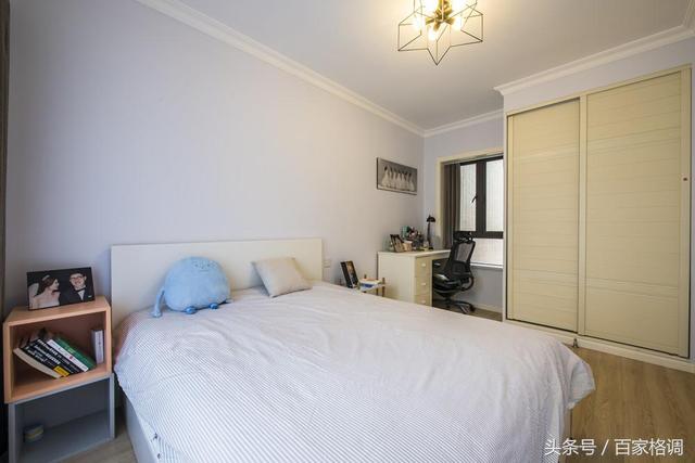 90后用92平裝修成現(xiàn)代簡(jiǎn)約風(fēng)格，花費(fèi)了10萬(wàn)，閨蜜看了都舍不得走。