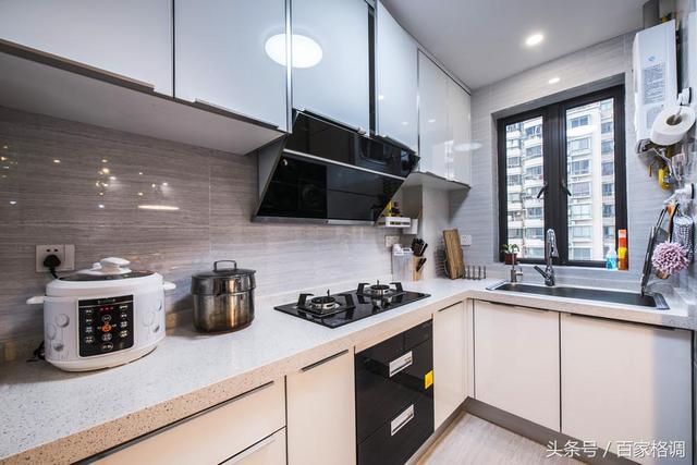 90后用92平裝修成現(xiàn)代簡(jiǎn)約風(fēng)格，花費(fèi)了10萬(wàn)，閨蜜看了都舍不得走。