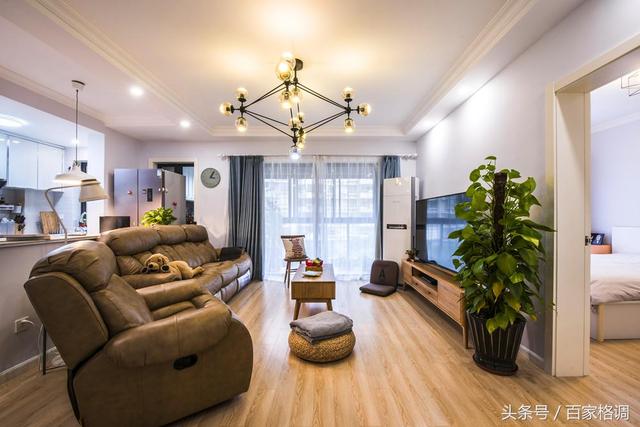 90后用92平裝修成現(xiàn)代簡(jiǎn)約風(fēng)格，花費(fèi)了10萬(wàn)，閨蜜看了都舍不得走。