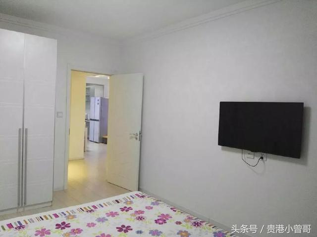 曬曬剛完工的105平方米的新房，現(xiàn)代簡約的風(fēng)格，效果真漂亮，電視墻最為亮眼