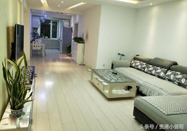 曬曬剛完工的105平方米的新房，現(xiàn)代簡約的風(fēng)格，效果真漂亮，電視墻最為亮眼