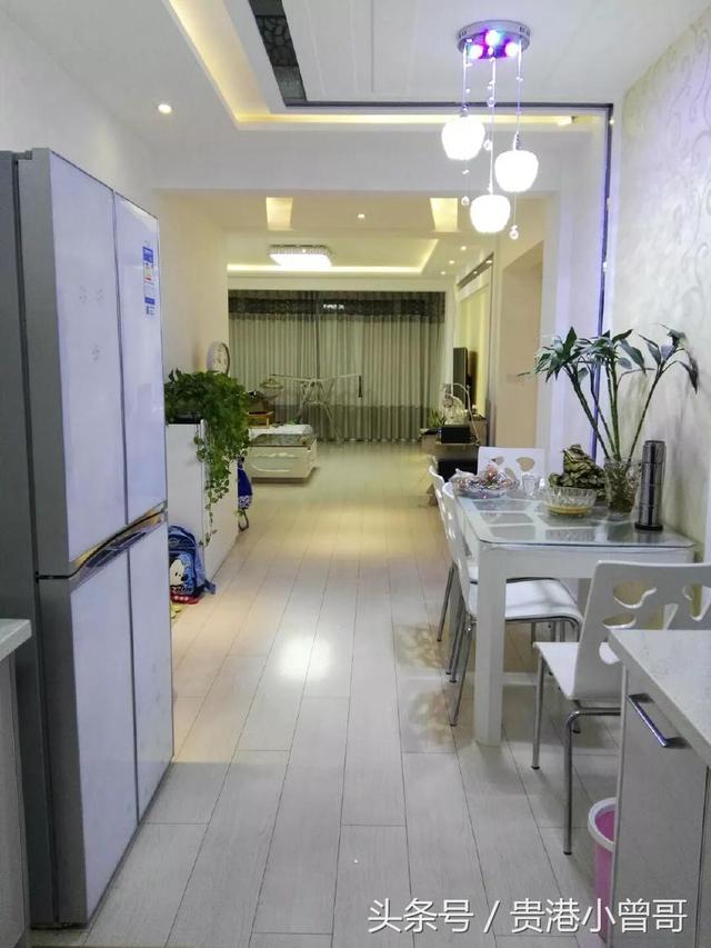 曬曬剛完工的105平方米的新房，現(xiàn)代簡約的風(fēng)格，效果真漂亮，電視墻最為亮眼