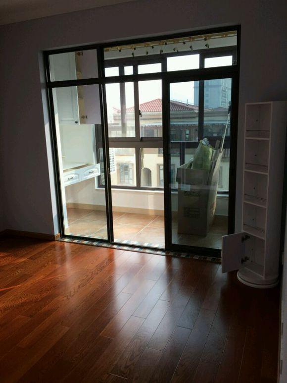 曬曬剛裝修完90平的房子兩房改造成三房，家具家電陸續(xù)入場了。