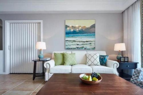 老公堅持用30萬裝修房子，設計風格是簡約和地中海的混搭，效果特別好，飄窗最為亮點