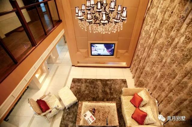 12米×11.8米二層農村自建房設計圖，造型雖不顯眼，卻經(jīng)濟實用，享受簡單寧靜的生活