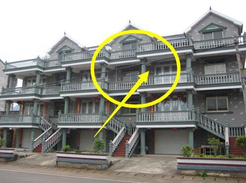 農(nóng)村自建房萬萬不要貼外墻瓷磚了，聰明人都貼這種，用50年沒問題