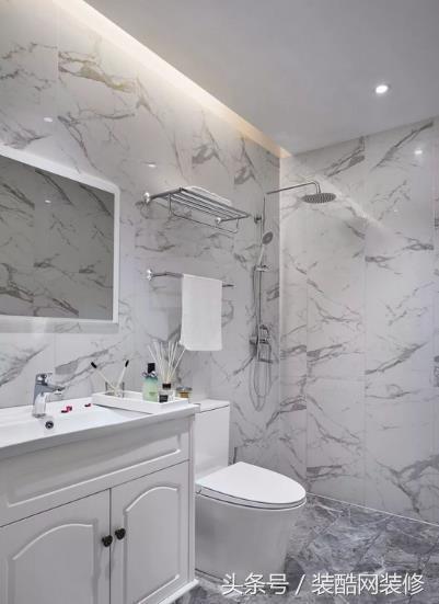 109平清新孔雀綠簡(jiǎn)美風(fēng)，客廳清新孔雀綠優(yōu)雅有格調(diào)，裝修20萬(wàn)，你心動(dòng)嗎？