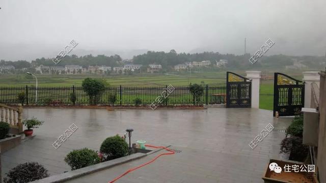 今日實(shí)例別墅設(shè)計(jì)圖，回農(nóng)村建別墅，也算是衣錦還鄉(xiāng)了，還可以盡盡孝道