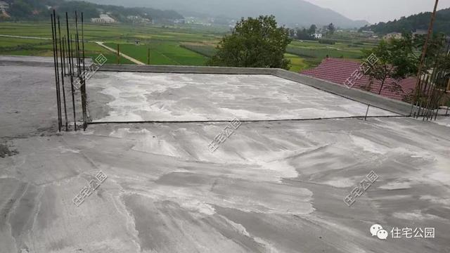 今日實(shí)例別墅設(shè)計(jì)圖，回農(nóng)村建別墅，也算是衣錦還鄉(xiāng)了，還可以盡盡孝道