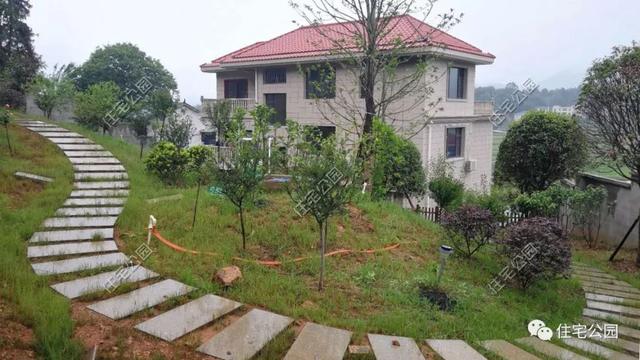 今日實(shí)例別墅設(shè)計(jì)圖，回農(nóng)村建別墅，也算是衣錦還鄉(xiāng)了，還可以盡盡孝道