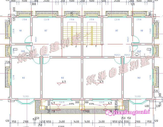 三層半雙拼別墅設計圖，占地206.80平方米，帶有車庫設計，居住舒適，適合農村自建。